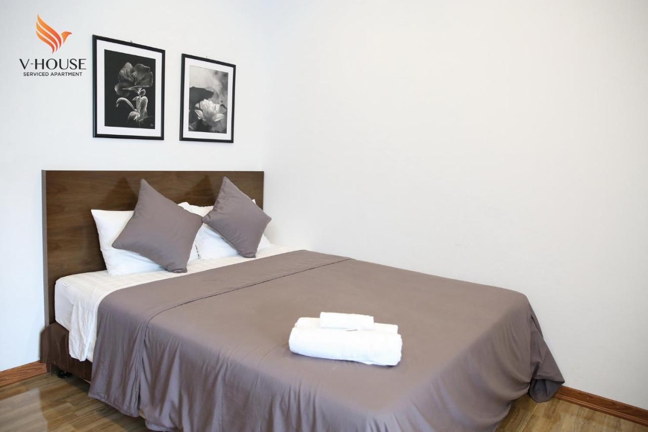 V House 5 Serviced Apartment Ханой Екстер'єр фото