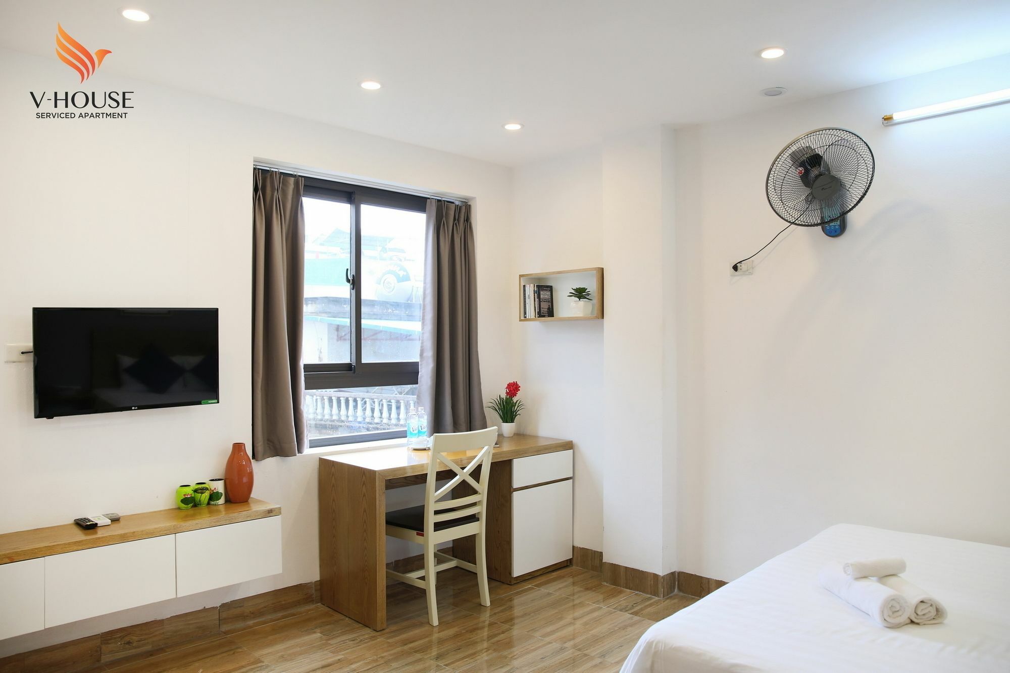 V House 5 Serviced Apartment Ханой Екстер'єр фото